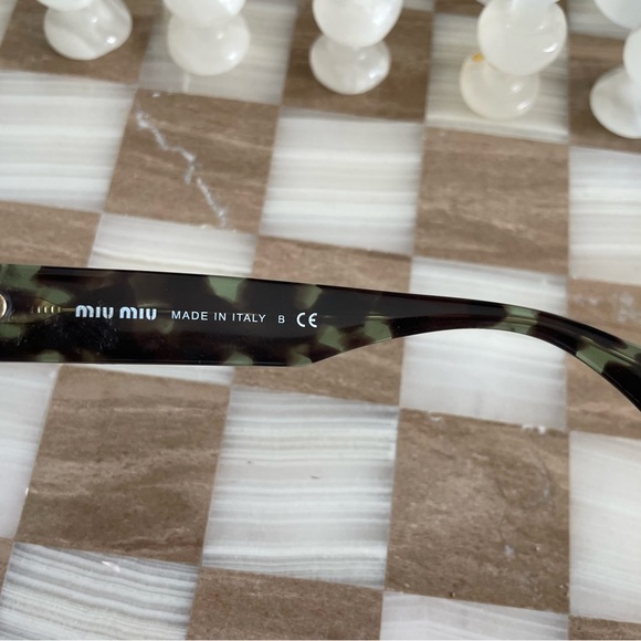Miu Miu Women's Green Tortoise Shell Cut-off Round Sunglasses - Picture 3 of 7